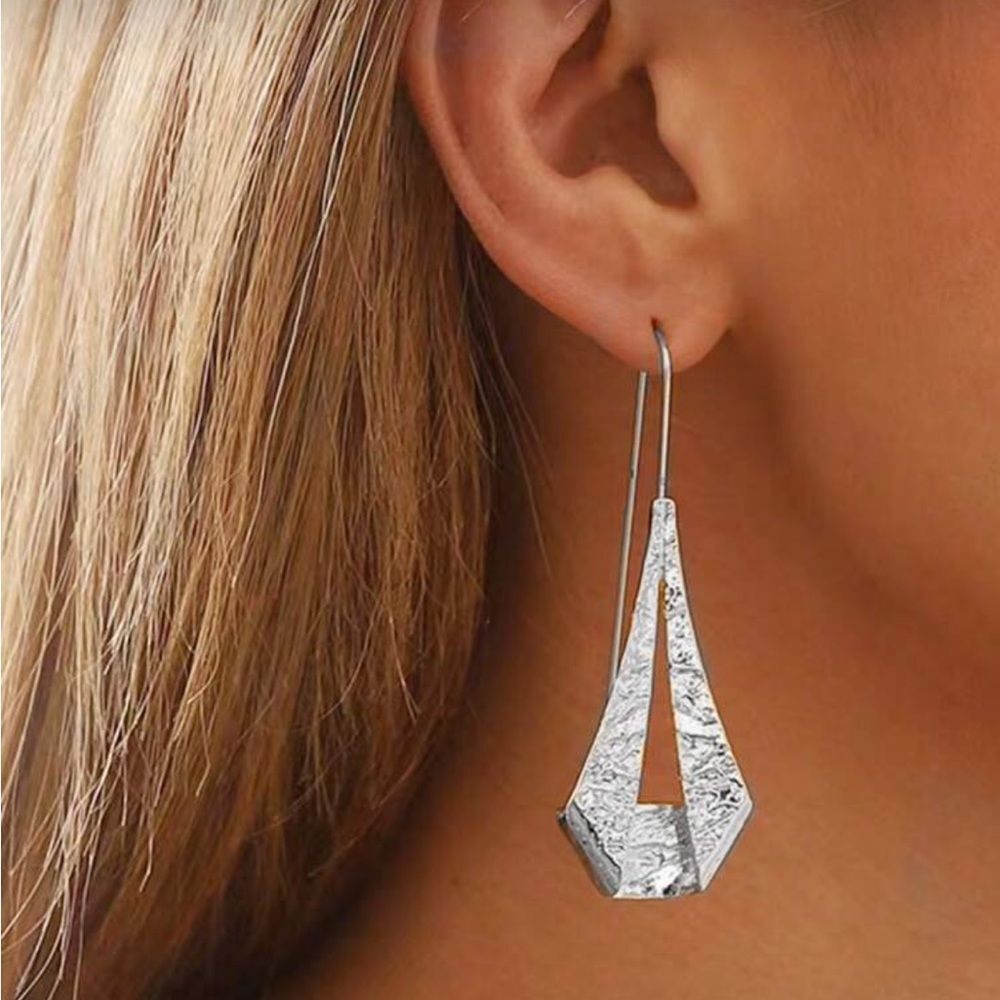Bohemian drop earrings M180